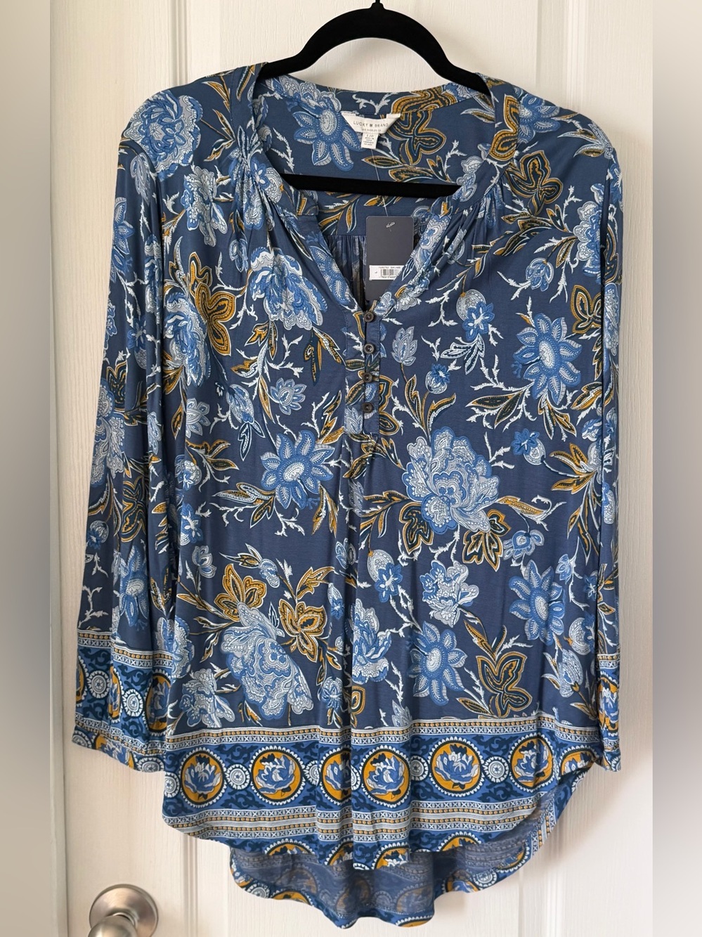 Lucy Brand Women’s Blue Floral Long-Sleeve Henley Top Size-Large